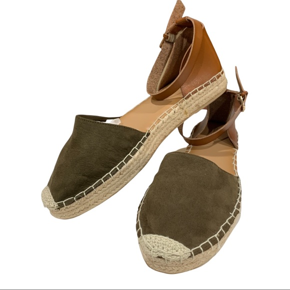 old navy closed toe sandals